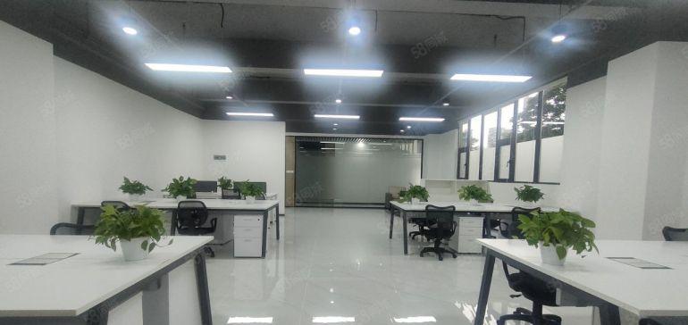 精装带家私办公室 5号线西丽地铁站，7号线茶光地铁站