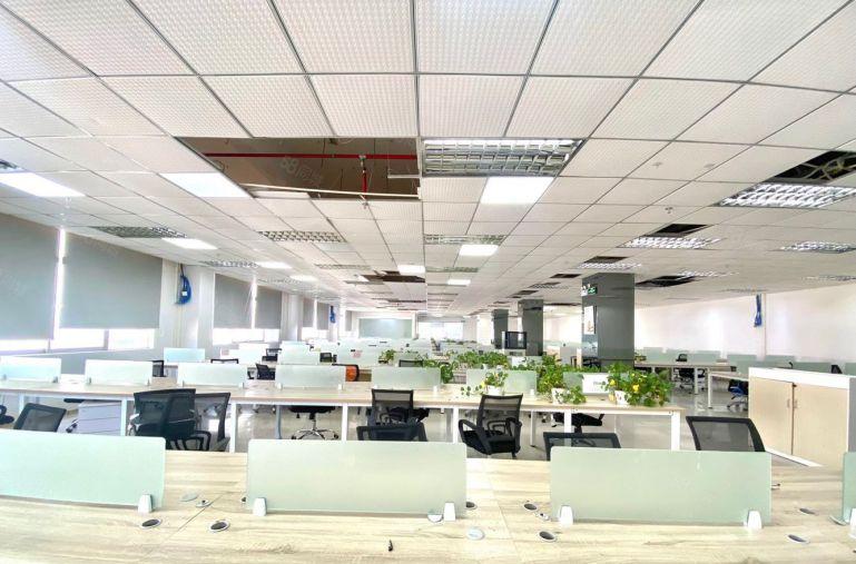 西丽地铁站300至1000平楼上精装修厂房仓库出租大小可分租