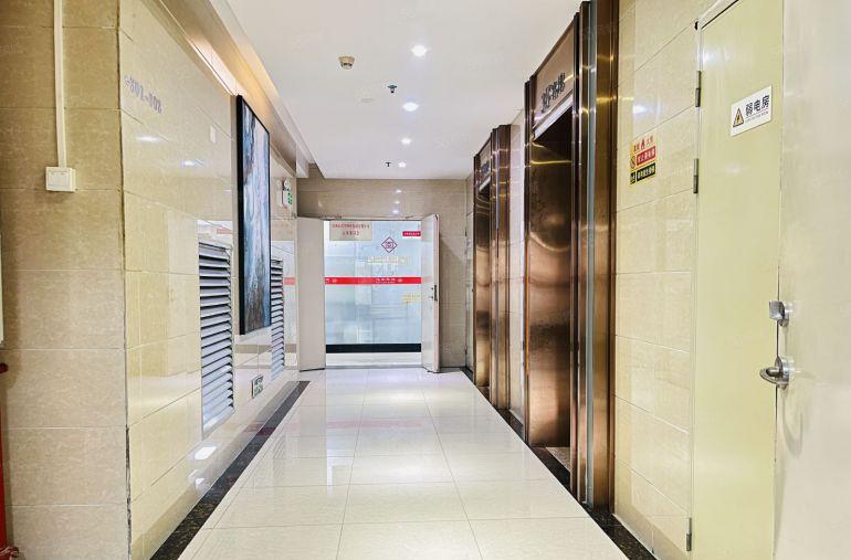 100平起原房东福永地铁口1万平带精装办公室仓库厂房出租分租