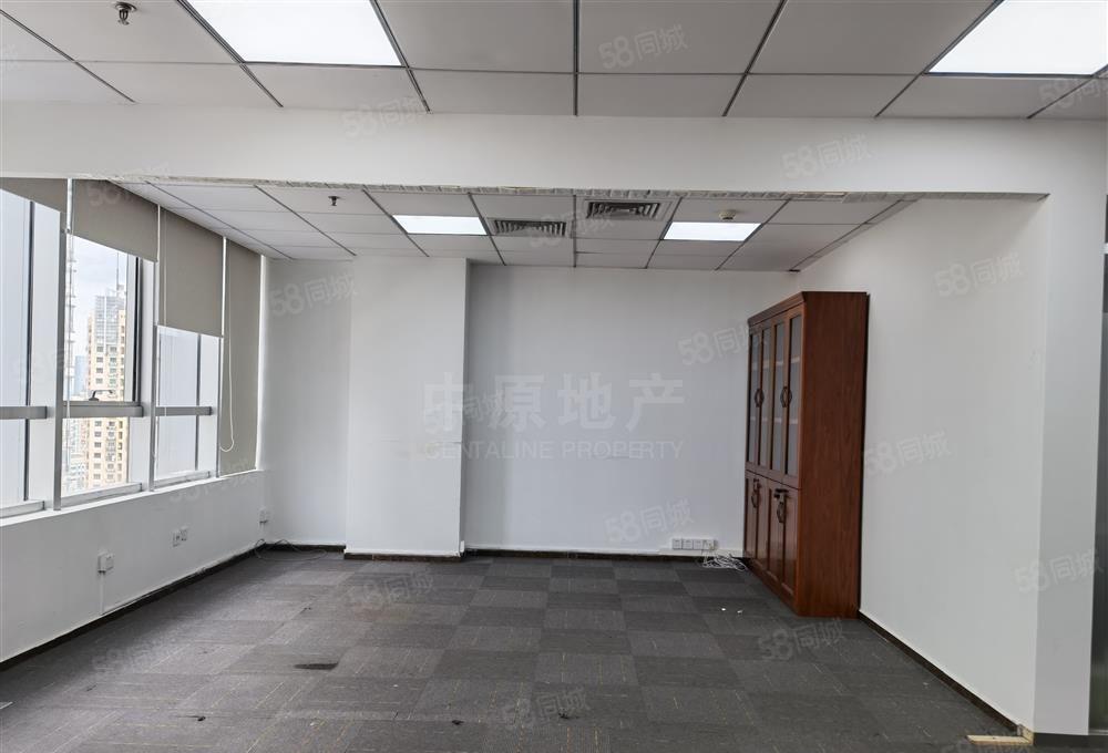 南油地铁站旁动漫园358平办公，直播，随时可以看房价格好谈