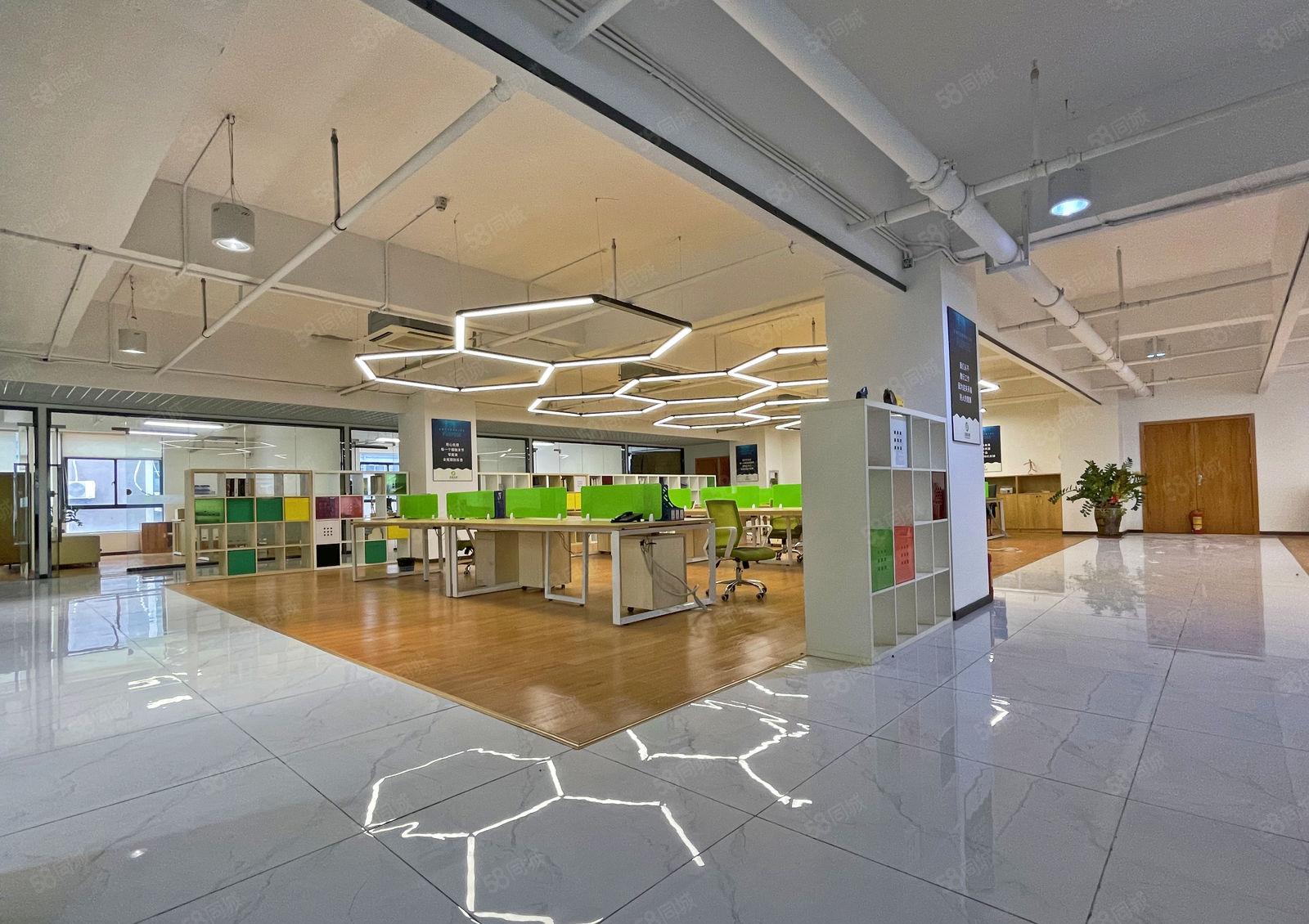 南山西丽整层1600平 带60万豪装 三面采光 使用率85