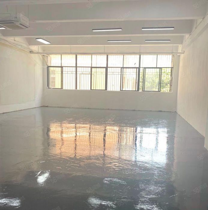 南山西丽城地铁口产业园600平，适合摄影，电商，运动