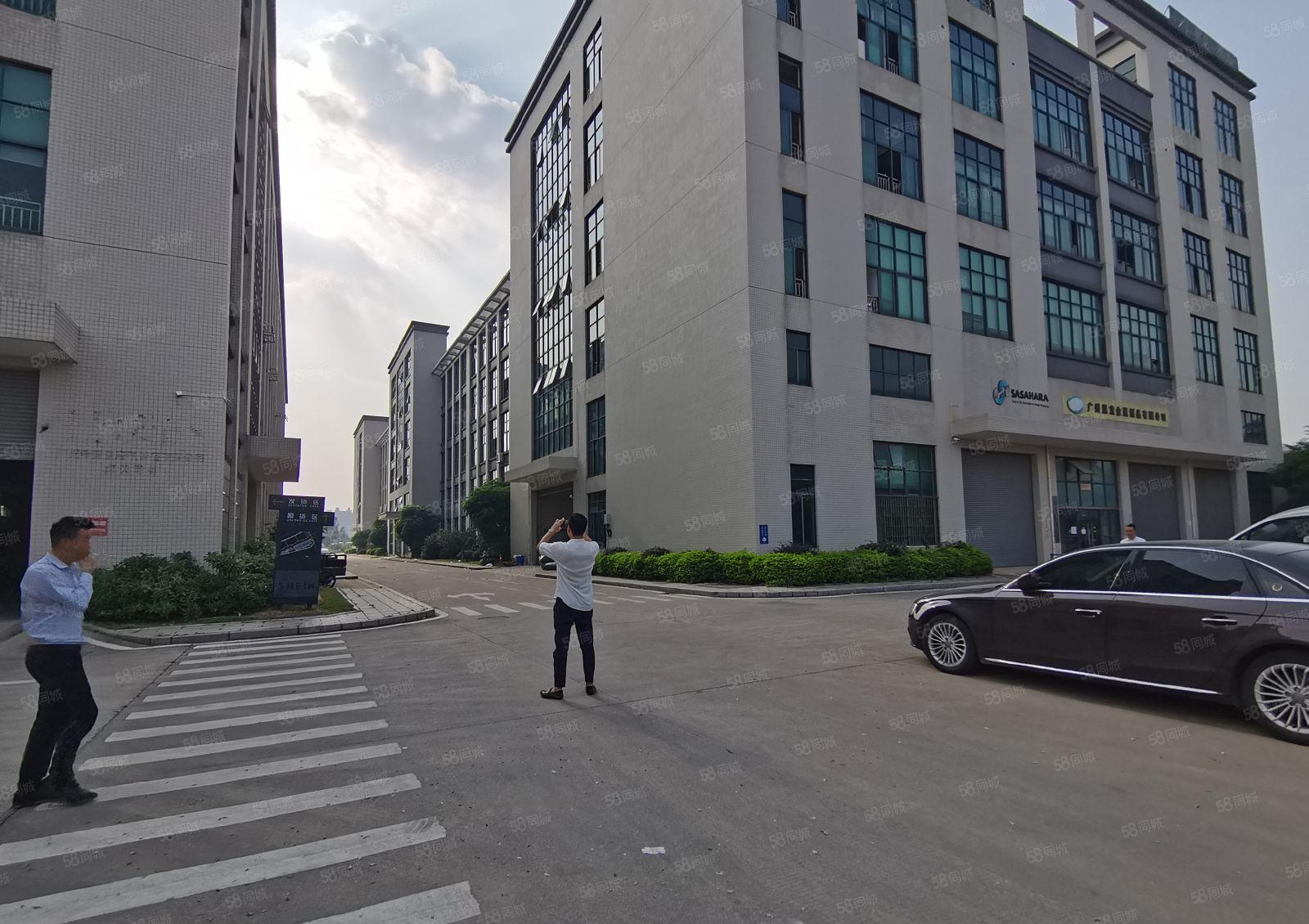 福永红本地铁口红本厂房2000平出租精装大小可分