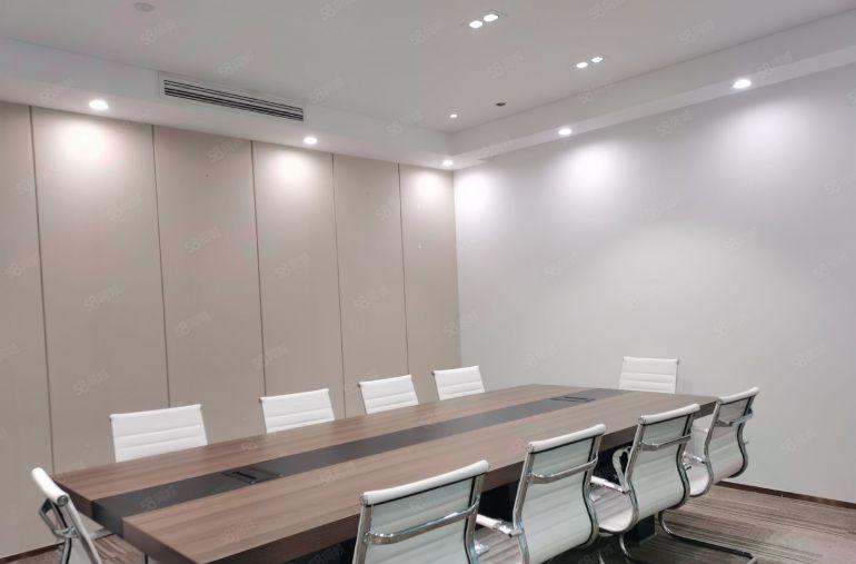 低价福田保税区地铁口原房东5000实际面积出租100平可分租