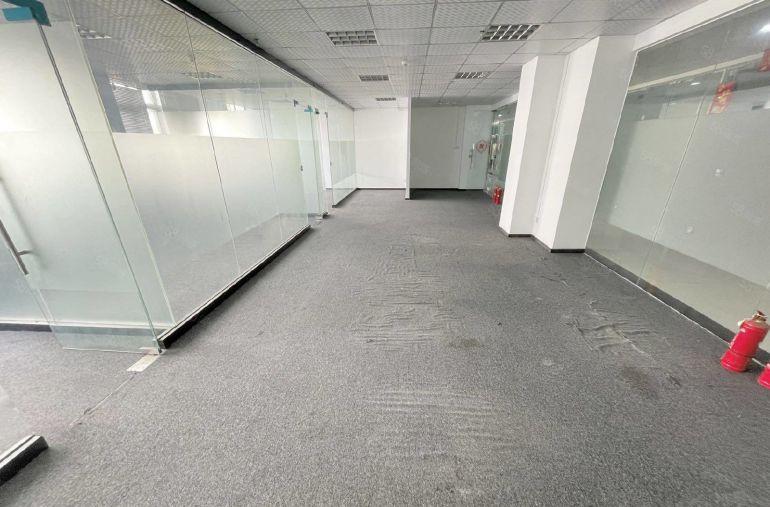 南头马家龙工业区业主直租150平精装修价格好谈即租即用