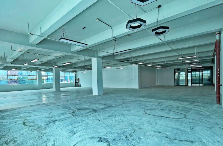 西丽13号地铁沿线 500平至4000平 租金便宜 使用率高