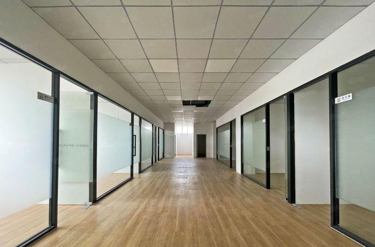 南山西丽厂房整层1700平方 带精装和洁净车间 行业不限